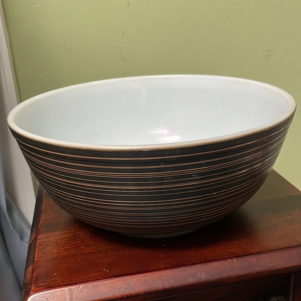 MCM 1964 Pyrex Terra Matte Black/Brown Striped 4 Qt Nesting Mixing Bowl #404